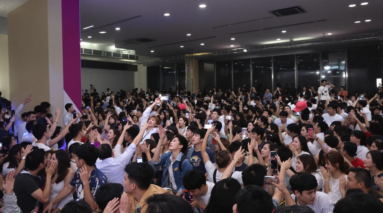 丁香花影院2026年度影迷见面会